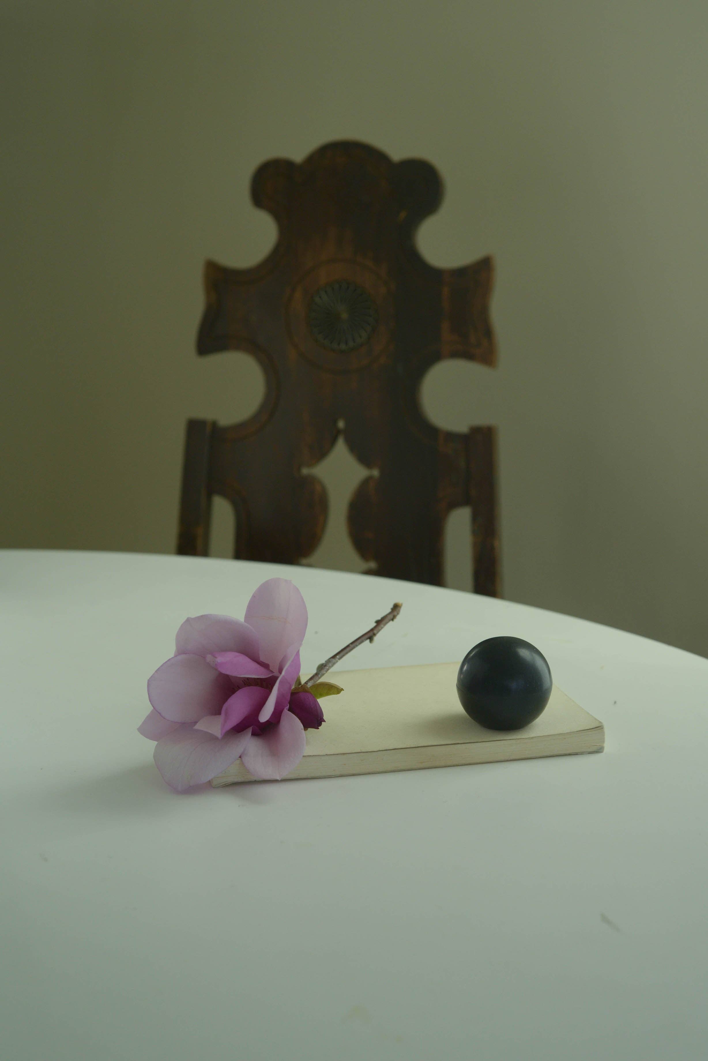 Gardeners Activated Charcoal Sphere Soap- 3.5 oz: Gardeners Charcoal Tallow Sphere Soap