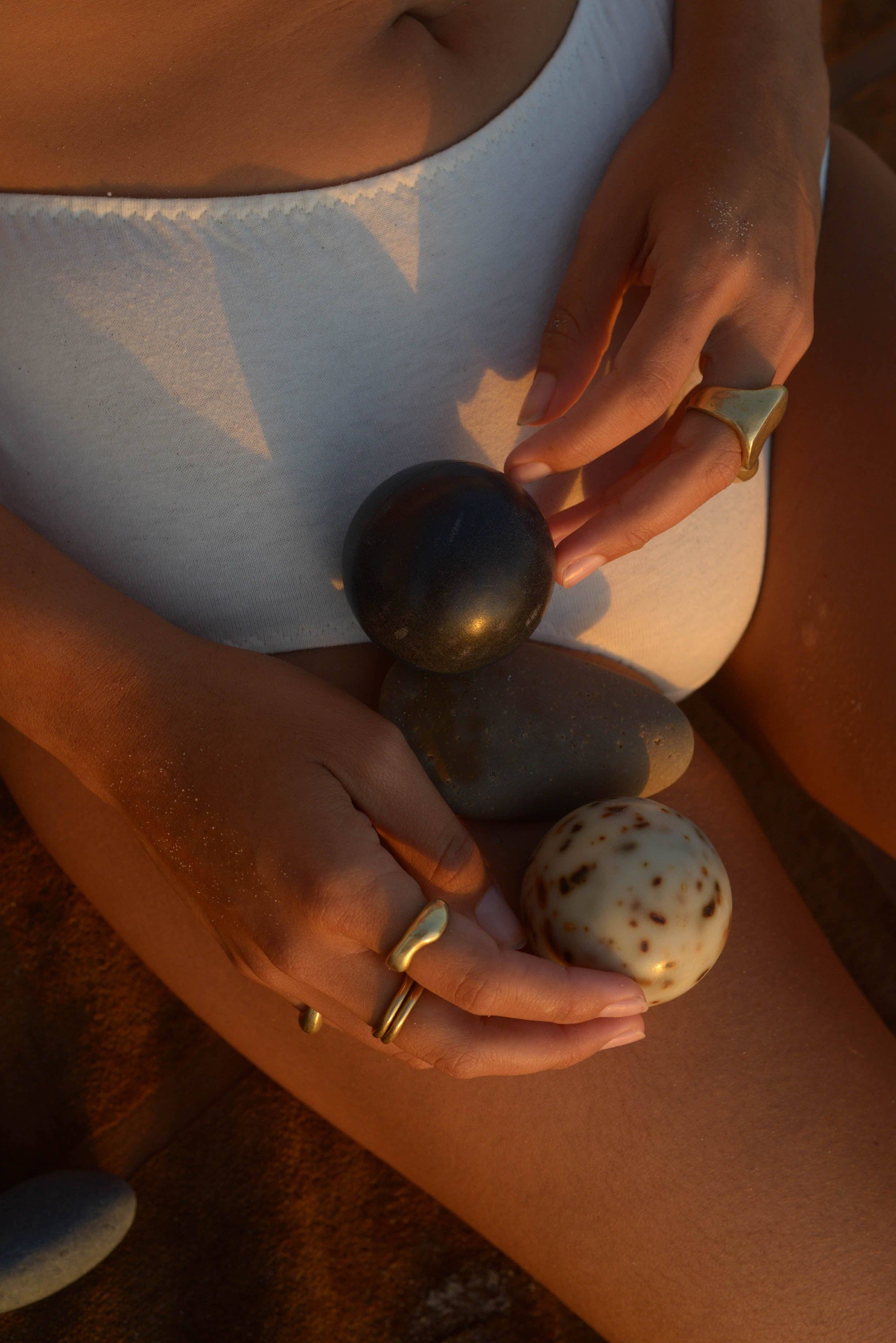 Gardeners Activated Charcoal Sphere Soap- 3.5 oz: Gardeners Charcoal Tallow Sphere Soap
