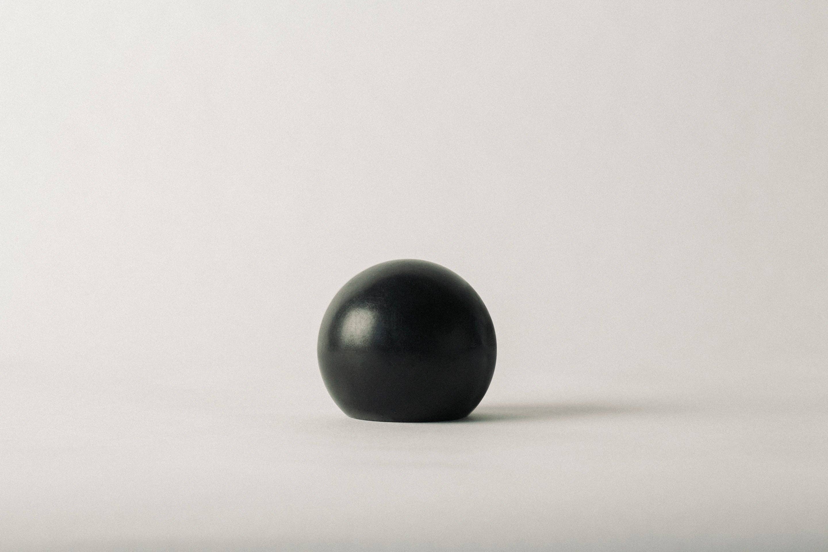 Gardeners Activated Charcoal Sphere Soap- 3.5 oz: Gardeners Charcoal Tallow Sphere Soap